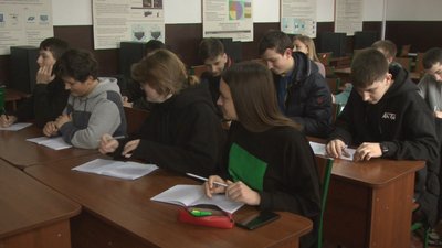 45 студентів зараз навчаються в Маріупольському будівельному фаховому коледжі, який нині у Хмельницькому. Частина з них - дистанційно.