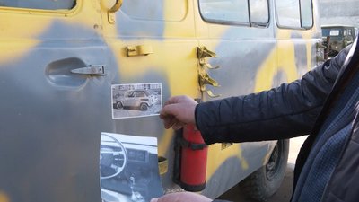 Вантажівка-лазня, кабріолет-Таврія: черкащанин із вживаних машин створив новий автопарк Вантажівка-лазня, кабріолет-Таврія: черкащанин із вживаних машин створив новий автопарк