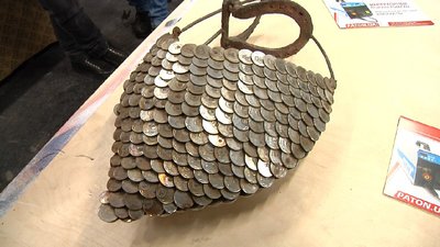 "Свої 5 копійок": в Одесі створюють скульптуру з монет "Свої 5 копійок": в Одесі створюють скульптуру з монет