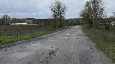 Жителі села Яцинова Слобідка, що біля Полтави, скаржаться на відсутність маршрутки Жителі села Яцинова Слобідка, що біля Полтави, скаржаться на відсутність маршрутки