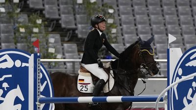 PETA закликає заборонити кінний спорт на Олімпіаді. Що до цього призвело