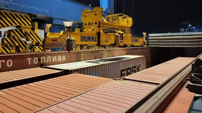 До Одещини річкою прибуде перший контейнерний караван