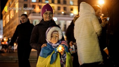 Роковини побиття студентів на Майдані: у столиці провели акцію "студентське чаювання" Роковини побиття студентів на Майдані: у столиці провели акцію "студентське чаювання"