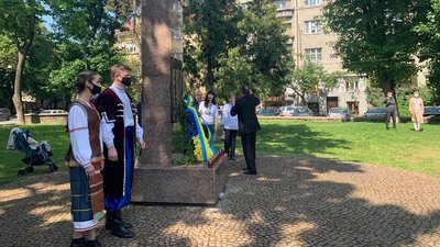 В Ужгороді вшанували пам'ять політв’язнів та репресованих