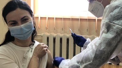 84 людей щепили вакциною Pfizer у Мукачеві 84 людей щепили вакциною Pfizer у Мукачеві