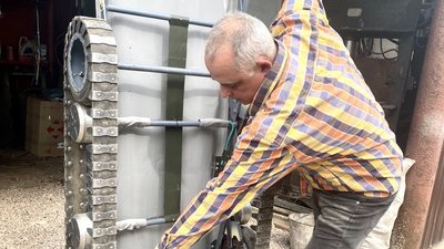 Переселенець зі Слов`янська розробив мобільний пристрій для евакуації поранених Переселенець зі Слов`янська розробив мобільний пристрій для евакуації поранених