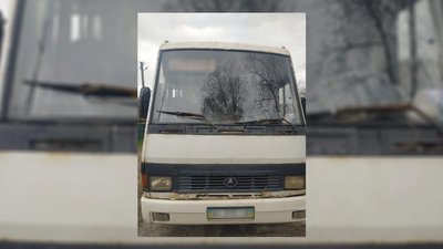 На Чернігівщині між водієм маршрутки і легковика стався конфлікт зі стріляниною: подробиці