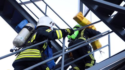 У Дніпрі пройшов відкритий чемпіонат області "Найсильніший пожежний-рятувальник Дніпро-2021" У Дніпрі пройшов відкритий чемпіонат області "Найсильніший пожежний-рятувальник Дніпро-2021"