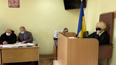 У Полтаві взяли під варту чоловіків, яких підозрюють у вимаганні грошей та викраденні людини У Полтаві взяли під варту чоловіків, яких підозрюють у вимаганні грошей та викраденні людини