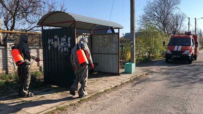 98 об'єктів та 38 км доріг продезинфікували за добу рятувальники Херсонщини