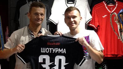 У франківський "Ураган" повернулися троє футзалістів, які грали за херсонський "Продексім" У франківський "Ураган" повернулися троє футзалістів, які грали за херсонський "Продексім"