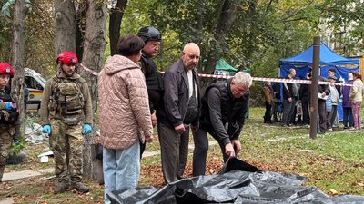 Обстріл Запоріжжя 10 жовтня: що розповіли очевидці Обстріл Запоріжжя 10 жовтня: що розповіли очевидці