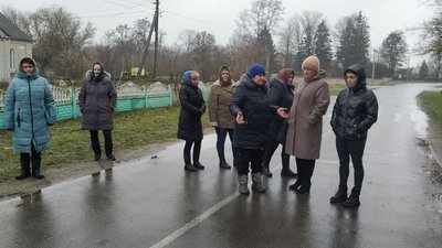 Жителі сіл Носачевичі, Вишеньки, Крижівка, Луків і Незвір прийшли на зустріч зі старостою Носачевичівського старостинського округу Жителі сіл Носачевичі, Вишеньки, Крижівка, Луків і Незвір прийшли на зустріч зі старостою Носачевичівського старостинського округу