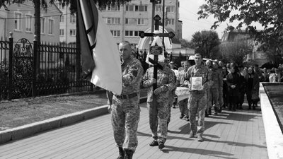 У Луцьку попрощалися із загиблим 43-річним стрільцем-снайпером