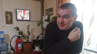 Забрали з намету: Валентин Ніколаєвський вже тиждень живе у міському центрі обліку бездомних осіб у Житомирі Забрали з намету: Валентин Ніколаєвський вже тиждень живе у міському центрі обліку бездомних осіб у Житомирі