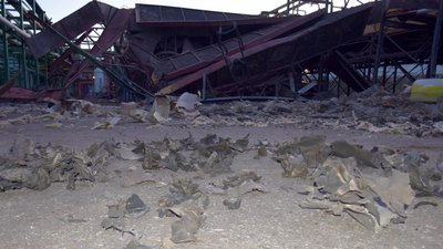 Росіяни нанесли удар по промисловому підприємству з добривами на Одещині. ФОТО
