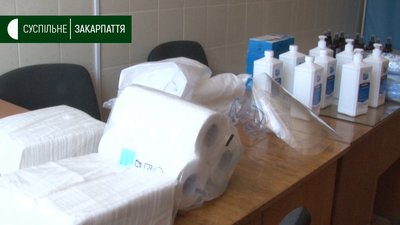 У захисних щитках проводитимуть уроки в ужгородських школах
