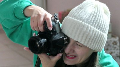 Переселенка з Харкова відкрила фотостудію у Свесі Сумської області Переселенка з Харкова відкрила фотостудію у Свесі Сумської області