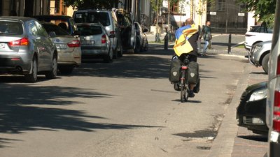 Журналіст Мішель Мертен приїхав у Франківськ під час велотуру Люксембург-Київ Журналіст Мішель Мертен приїхав у Франківськ під час велотуру Люксембург-Київ