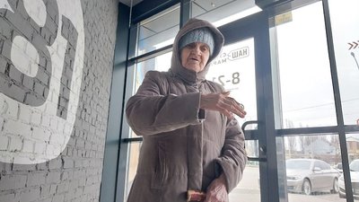 Мешканка Сум зібрала 55 тисяч для ЗСУ, розповідаючи вірші