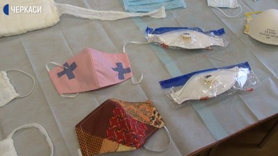 Чи захищає власноруч виготовлена маска від вірусу