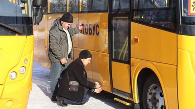 Огляд автобуса на Чернігівщині Огляд автобуса на Чернігівщині