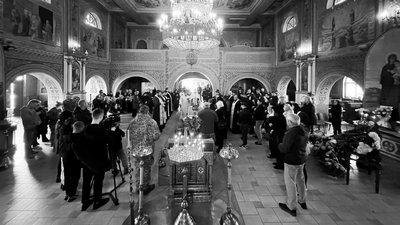У Мукачеві попрощалися з полеглим захисником Сергієм Суханом У Мукачеві попрощалися з полеглим захисником Сергієм Суханом