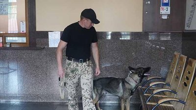 У Тернополі повідомили про замінування двох об'єктів У Тернополі повідомили про замінування двох об'єктів