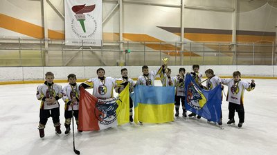 Одеські спортсмени перемогли на міжнародному турнірі з хокею
