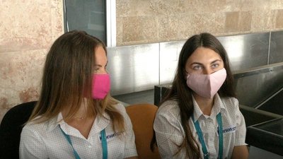 Мовний конфлікт в аеропорту "Херсон": обидві сторони написали заяви до поліції Мовний конфлікт в аеропорту "Херсон": обидві сторони написали заяви до поліції