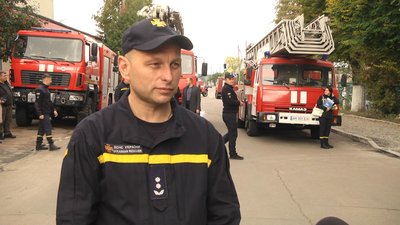 Понад 100 житомирських рятувальників отримали нагороди за відвагу, виявлену у надзвичайних ситуаціях Понад 100 житомирських рятувальників отримали нагороди за відвагу, виявлену у надзвичайних ситуаціях