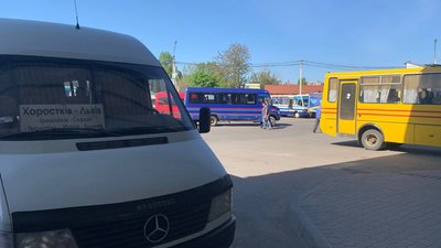 Бракує пального: третину рейсів з Тернопільського автовокзалу відмінили Бракує пального: третину рейсів з Тернопільського автовокзалу відмінили