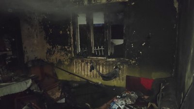 В Ужгороді вчетверте за два тижні горів той самий будинок В Ужгороді вчетверте за два тижні горів той самий будинок