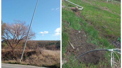 Опори дорожнього освітлення, які повалили