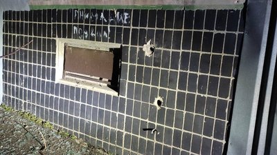 Пошкоджені пів десятка будинків та лінії електропередач. Армія РФ обстріляла Нікополь, що на Дніпропетровщині Пошкоджені пів десятка будинків та лінії електропередач. Армія РФ обстріляла Нікополь, що на Дніпропетровщині