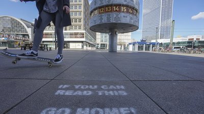 Низька смертність, допомога бізнесу та відчинені книгарні. Як живе Німеччина на карантині Низька смертність, допомога бізнесу та відчинені книгарні. Як живе Німеччина на карантині