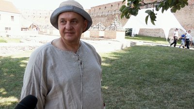 У Луцьку протягом двох днів триває лицарський турнір "Середньовічний Лучеськ" У Луцьку протягом двох днів триває лицарський турнір "Середньовічний Лучеськ"