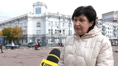 Відвідувачка виставки Тамара Архипчук Відвідувачка виставки Тамара Архипчук