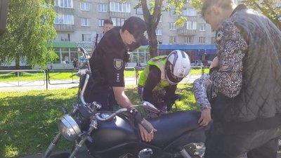 На вулицях Львова патрульні та волонтери провели рейд На вулицях Львова патрульні та волонтери провели рейд