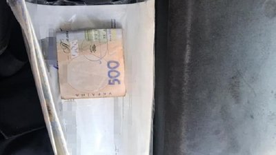 Франківським патрульним під час однієї зміни двічі пропонували хабарі