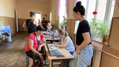 Гуманітарна допомога у Херсоні: яку надають та чи всі будуть надалі її будуть отримувати