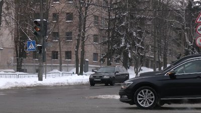 Через негоду частину світлофорів у Рівному перевели в спеціальний режим Через негоду частину світлофорів у Рівному перевели в спеціальний режим