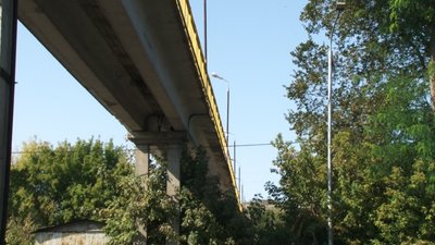 Аварійний міст сполучає два райони у Черкасах