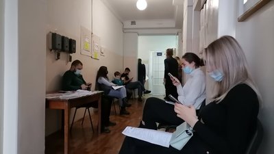 В обласному центрі крові – черги з охочих здати кров для травмованих в ДТП біля Чернігова В обласному центрі крові – черги з охочих здати кров для травмованих в ДТП біля Чернігова