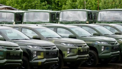 Військова адміністрація Кривого Рогу передала Збройним силам України 50 машин