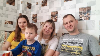 "Прокидайтесь, війна". Такою звісткою син розбудив батьків, які жили на Харківщині