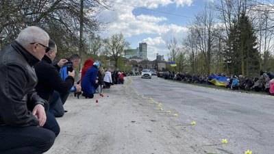 Працював учителем у сільській школі: на Тернопільщині поховали бійця Івана Митулинського Працював учителем у сільській школі: на Тернопільщині поховали бійця Івана Митулинського