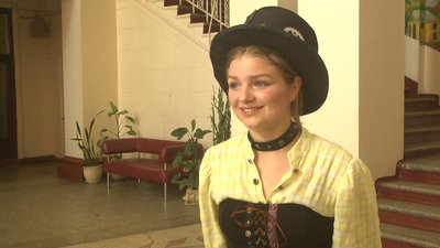 У Запоріжжі презентували виставу “Курочка Ряба in steampunk-show” У Запоріжжі презентували виставу “Курочка Ряба in steampunk-show”