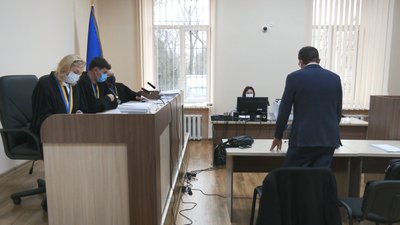 "Надмірне навантаження": до Харківського апеляційного суду направляють 12 суддів "Надмірне навантаження": до Харківського апеляційного суду направляють 12 суддів