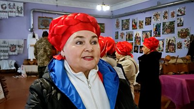 Концерт від генераторів: в селі Онищенків, на Прилуччині, збирали гроші на підтримку ЗСУ Концерт від генераторів: в селі Онищенків, на Прилуччині, збирали гроші на підтримку ЗСУ